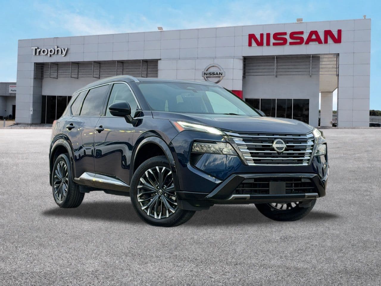 2024 Nissan Rogue Platinum — photo 1 of 41