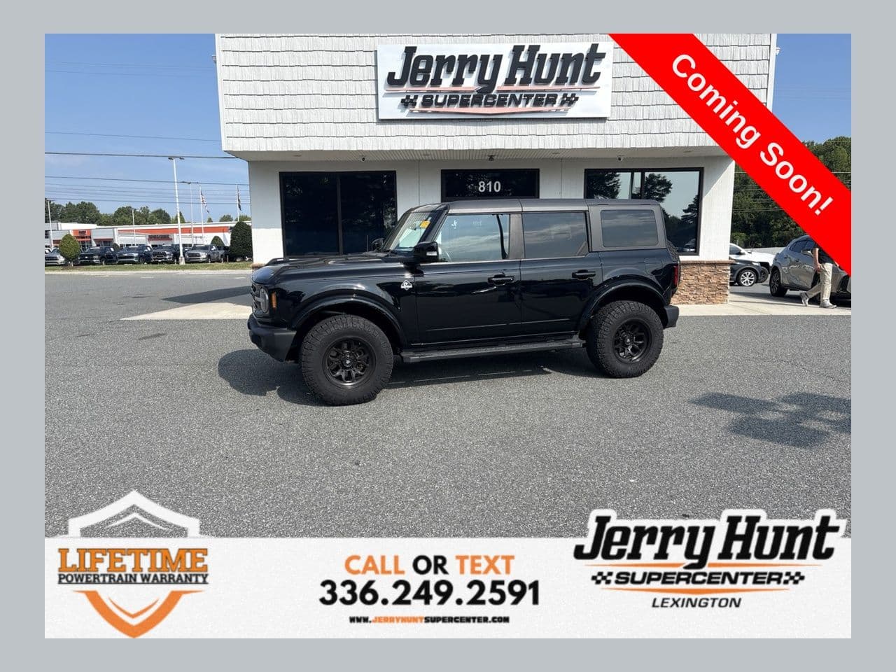 2024 Ford Bronco Outer Banks — photo 1 of 14