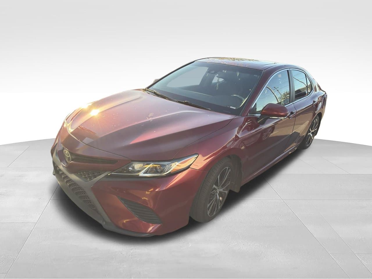 2018 Toyota Camry L — photo 1 of 11