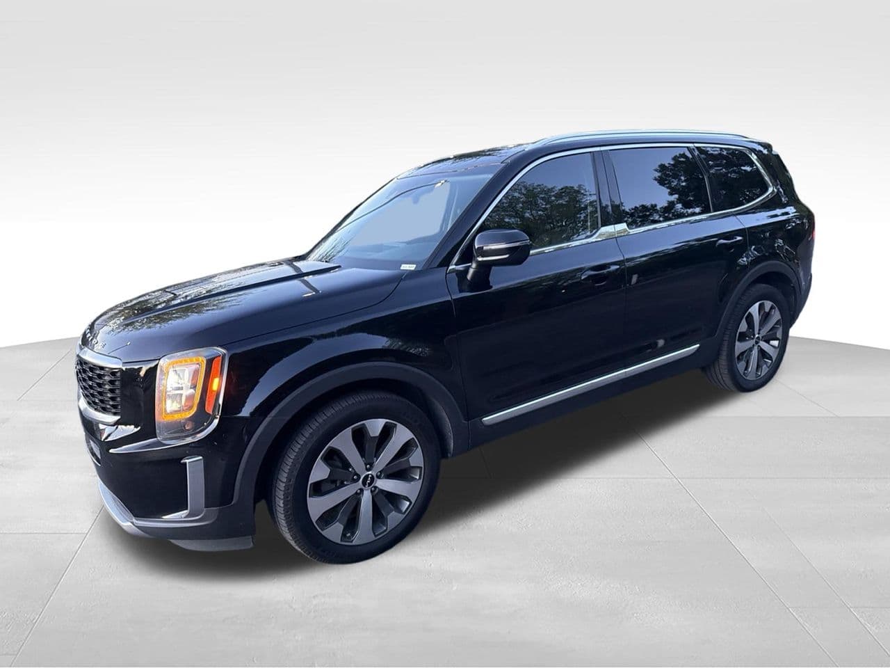 2022 Kia Telluride EX — photo 1 of 13