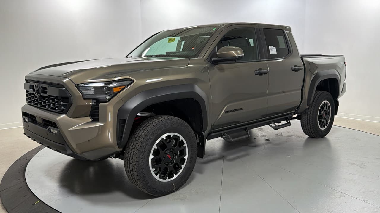2026 Toyota Tacoma 4WD TRD Off Road — photo 1 of 25