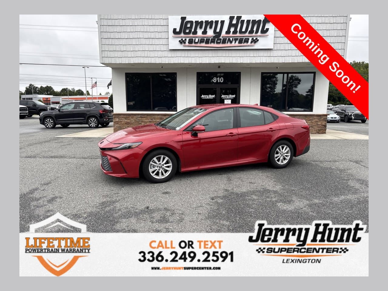 2026 Toyota Camry LE — photo 1 of 14