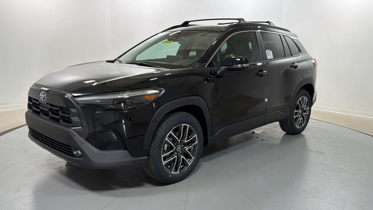 2026 Toyota Corolla Cross XLE — photo 1 of 25