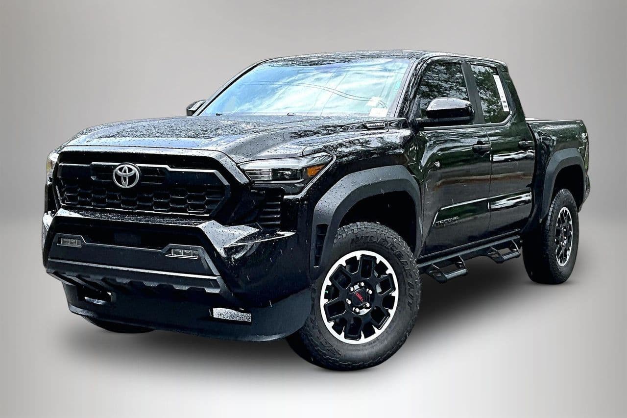 2024 Toyota Tacoma Hybrid TRD Off Road — photo 1 of 35