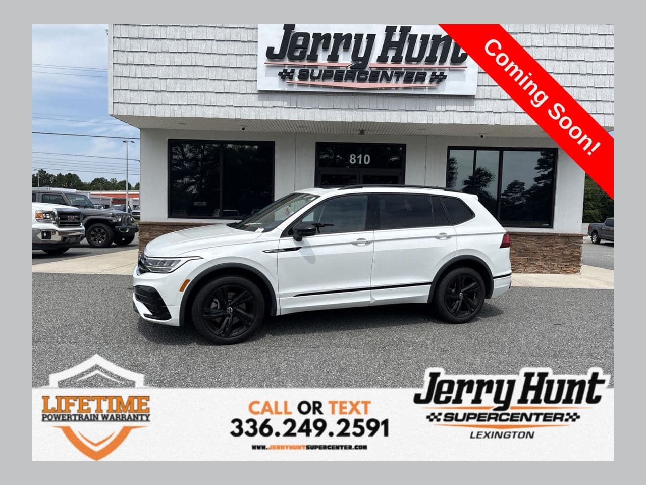 2023 Volkswagen Tiguan 2.0T SE R-Line Black — photo 1 of 14
