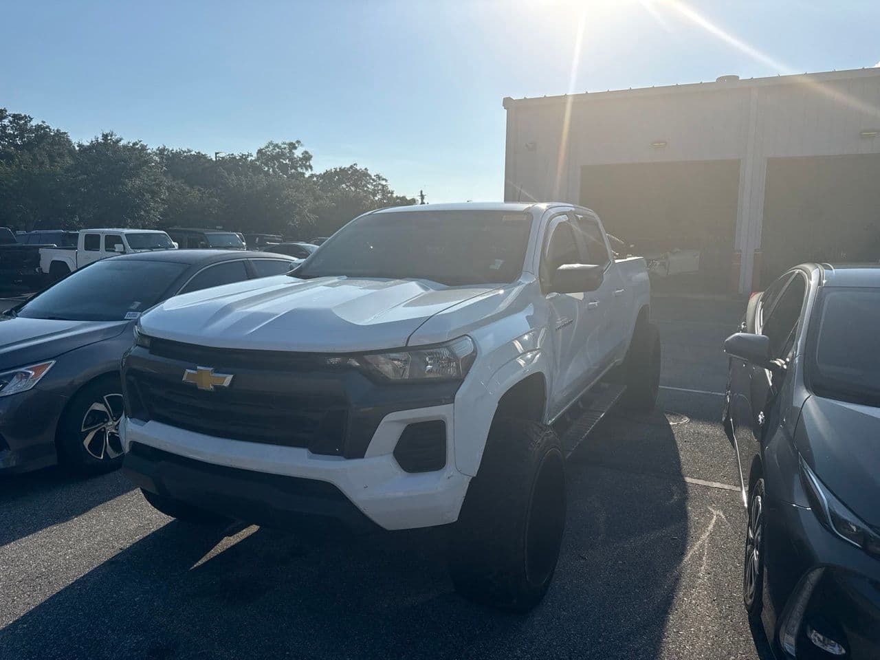 2023 Chevrolet Colorado 2WD LT — photo 1 of 3