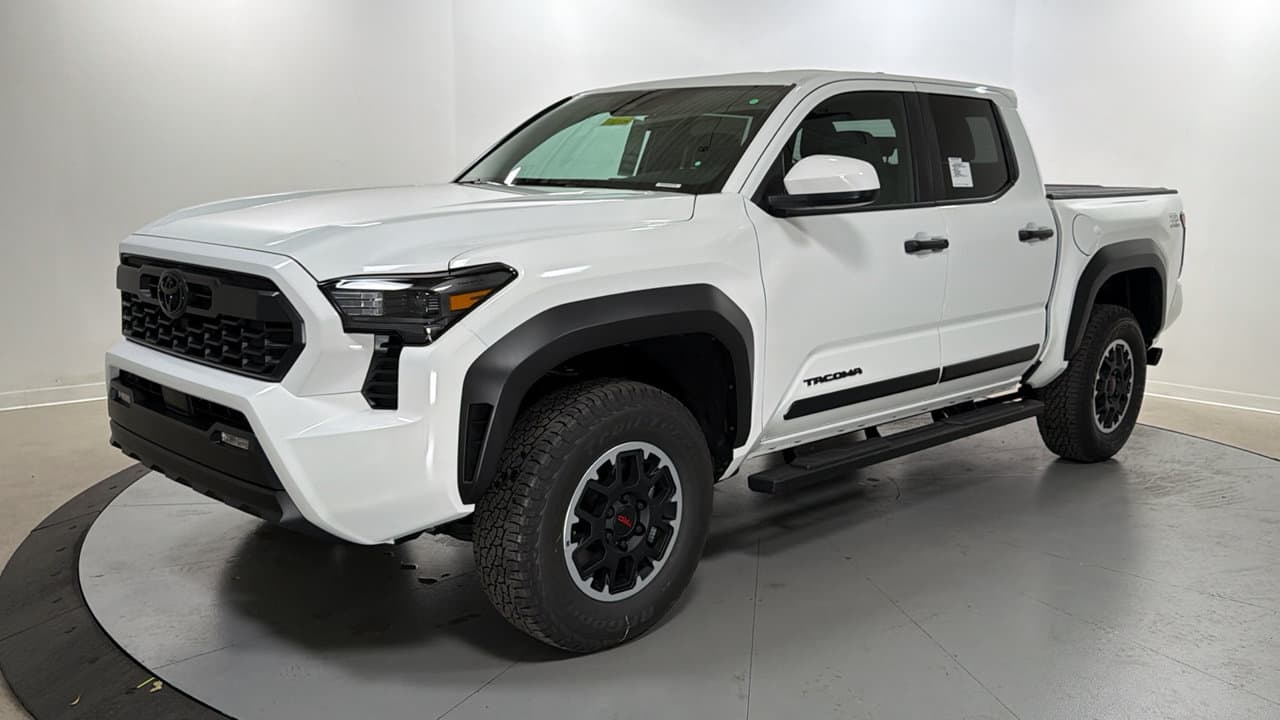 2026 Toyota Tacoma 4WD TRD Off Road — photo 1 of 25