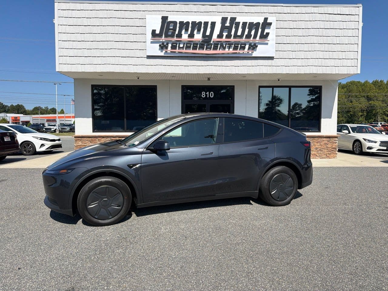 2026 Tesla Model Y Base — photo 1 of 11
