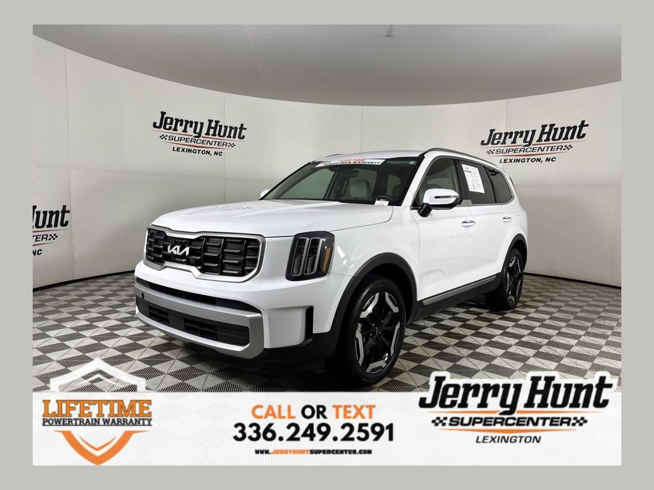 2025 Kia Telluride S — photo 1 of 37