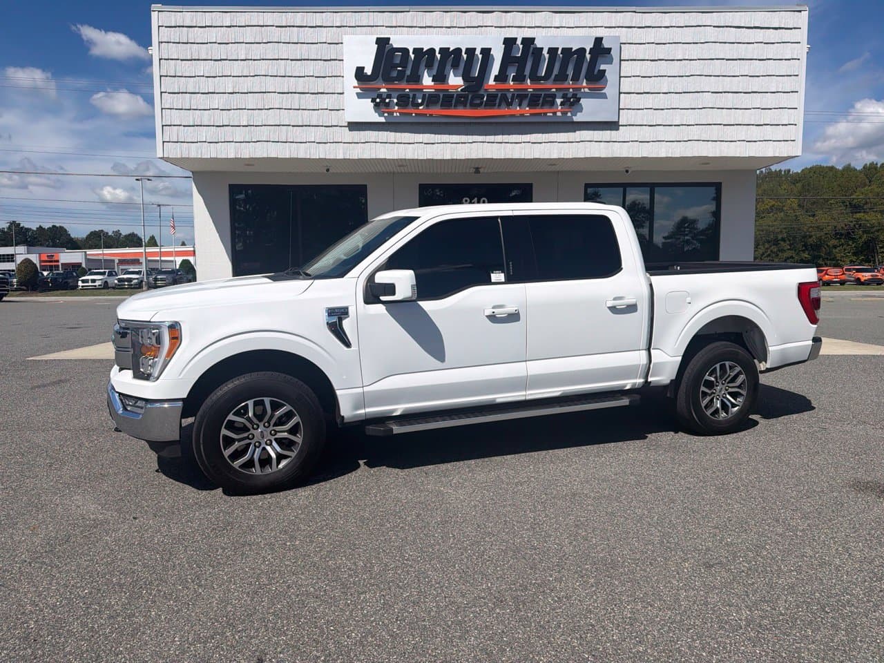 2022 Ford F-150 LARIAT — photo 1 of 11