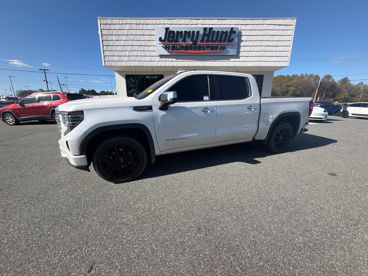 2022 GMC Sierra 1500 Denali — photo 1 of 11