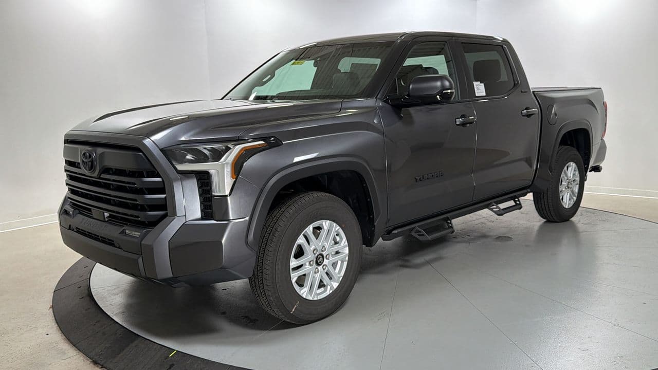 2026 Toyota Tundra 4WD SR5 — photo 1 of 25