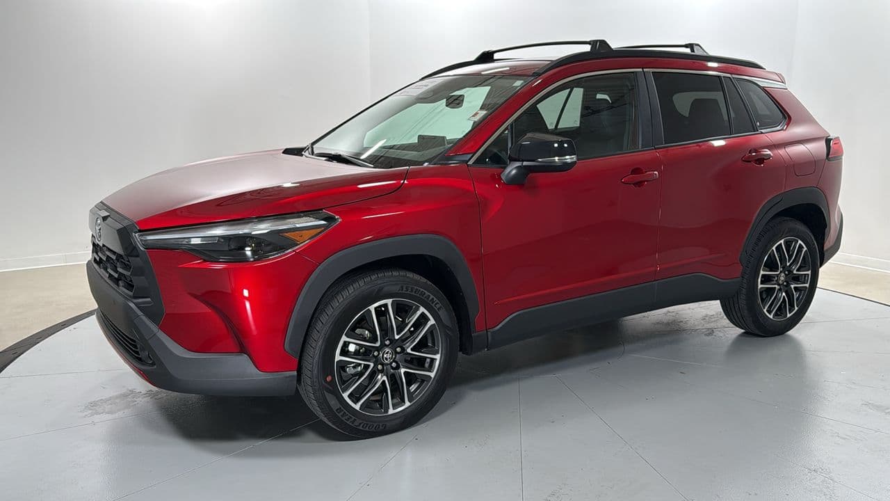 2026 Toyota Corolla Cross XLE — photo 1 of 25