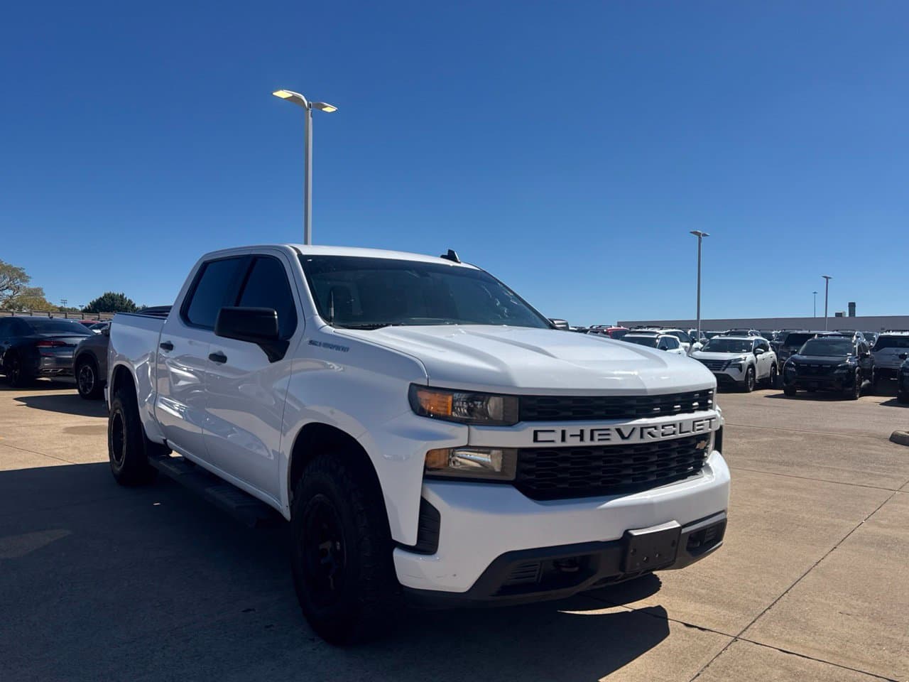 2021 Chevrolet Silverado 1500 Custom — photo 1 of 44