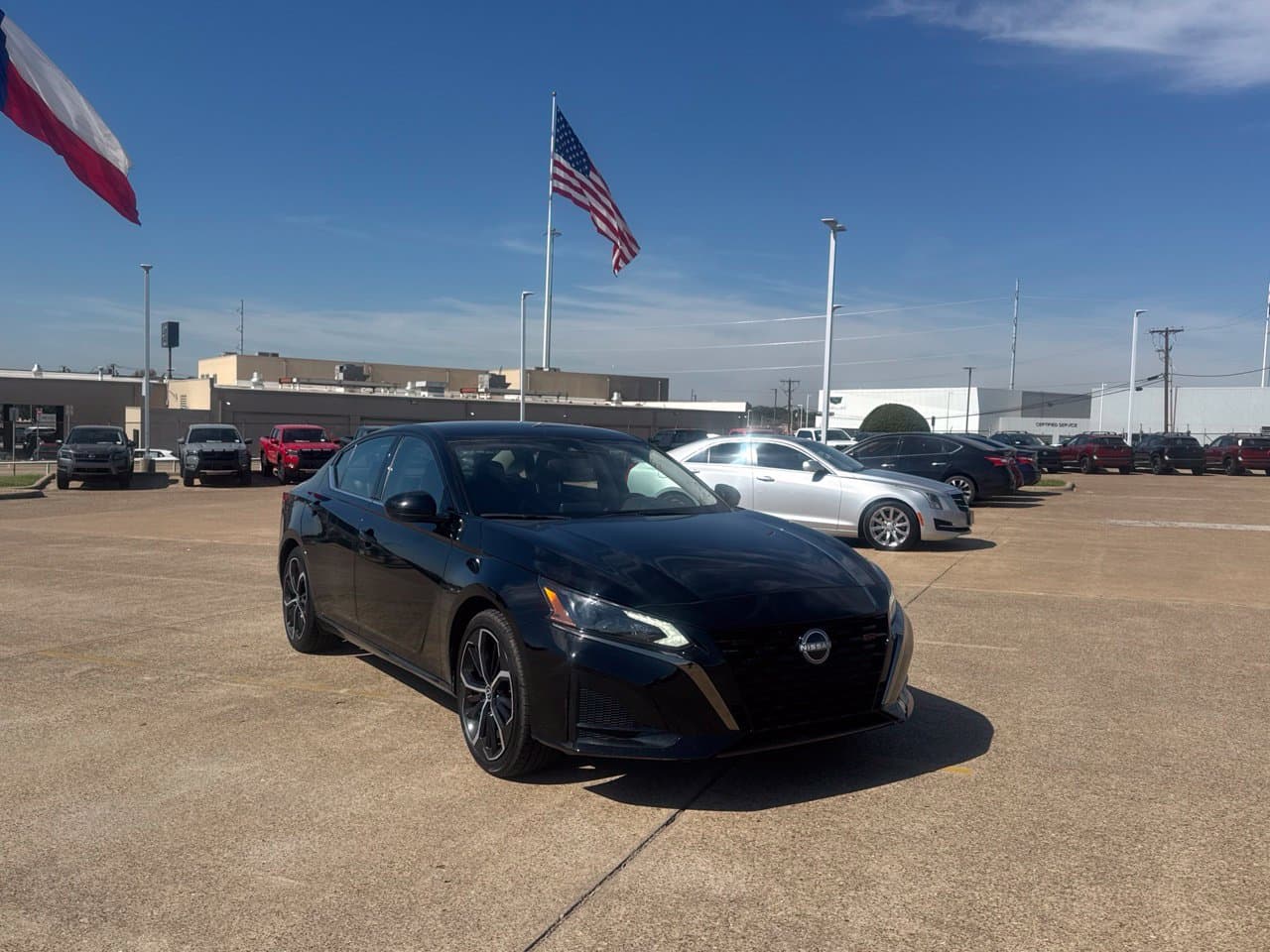 2024 Nissan Altima 2.5 SR — photo 1 of 47