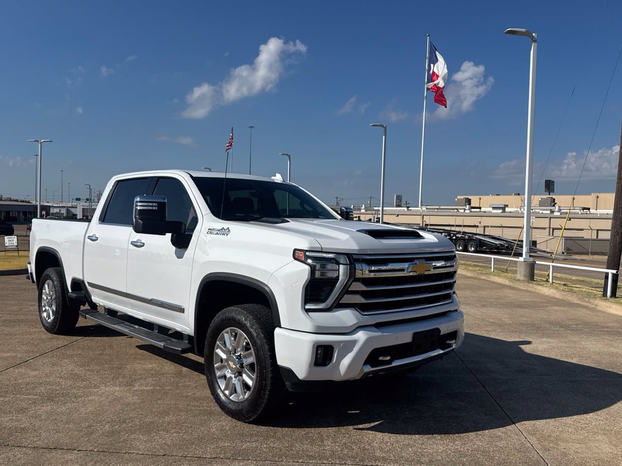 2024 Chevrolet Silverado 2500HD High Country — photo 1 of 48