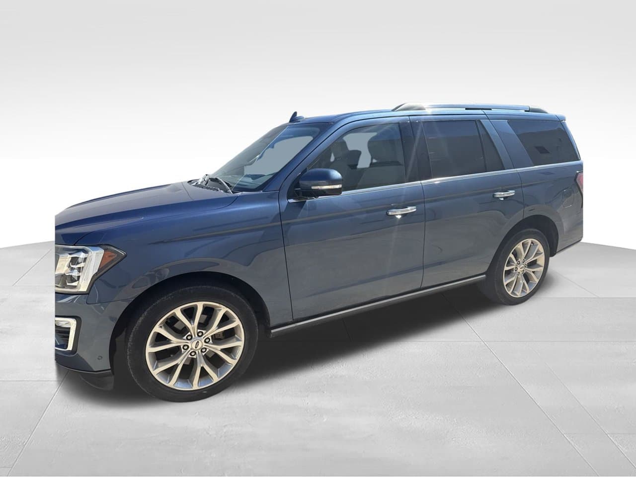 2019 Ford Expedition Limited — photo 1 of 12
