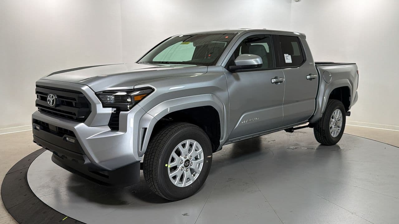 2026 Toyota Tacoma SR5 — photo 1 of 25
