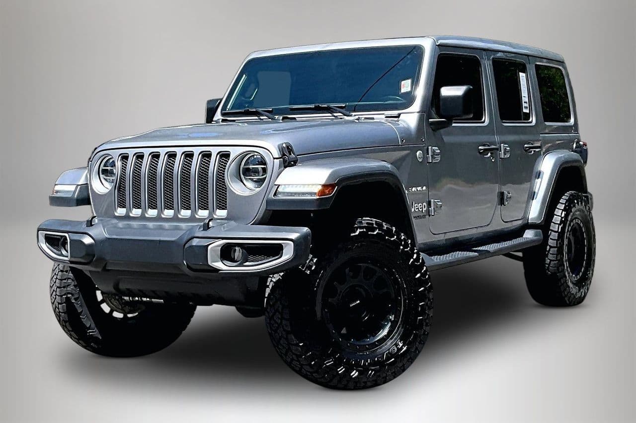 2021 Jeep Wrangler Unlimited Sahara — photo 1 of 35