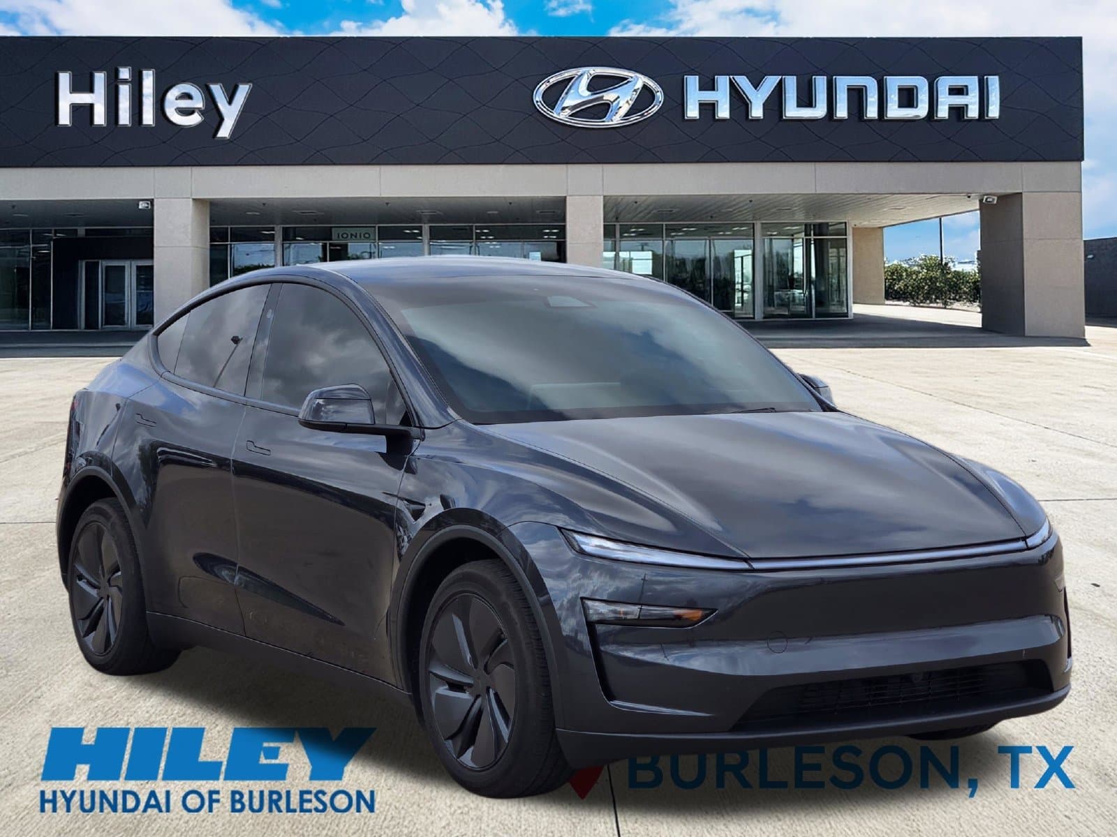 2026 Tesla Model Y Premium — photo 1 of 13