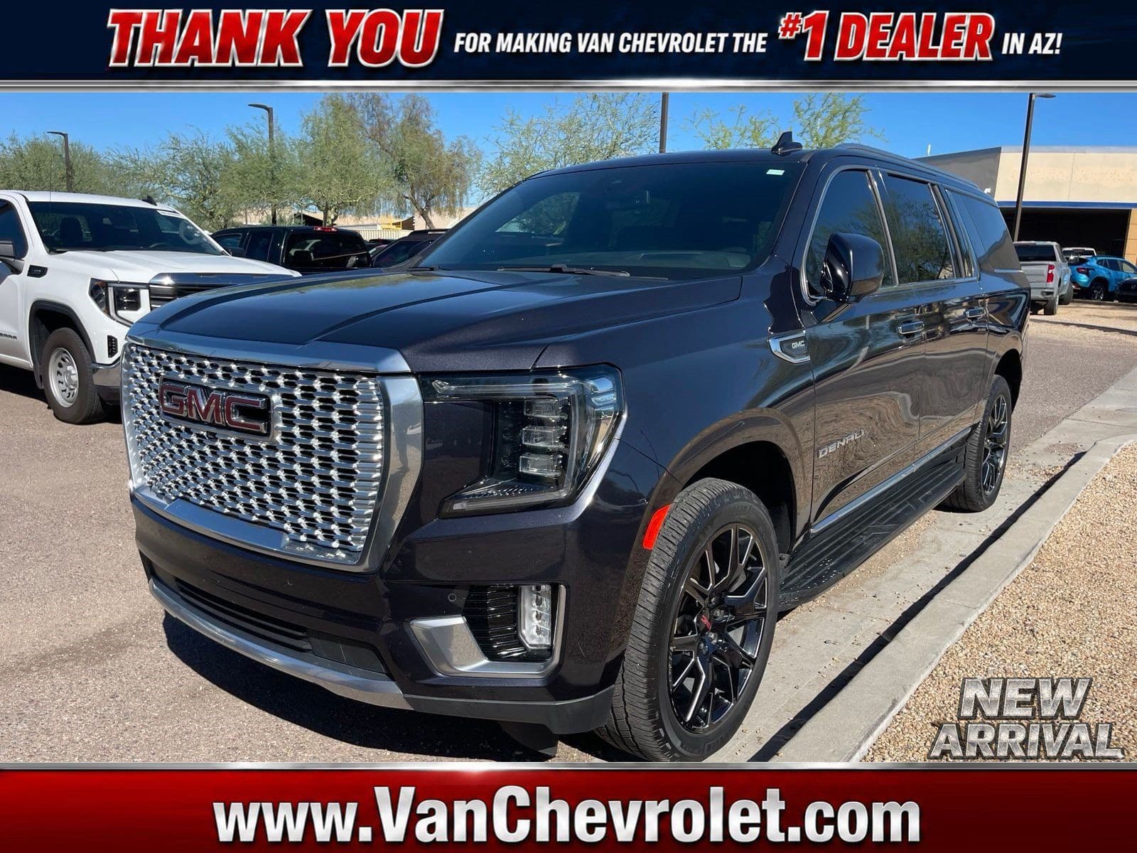 2023 GMC Yukon XL Denali — photo 1 of 12