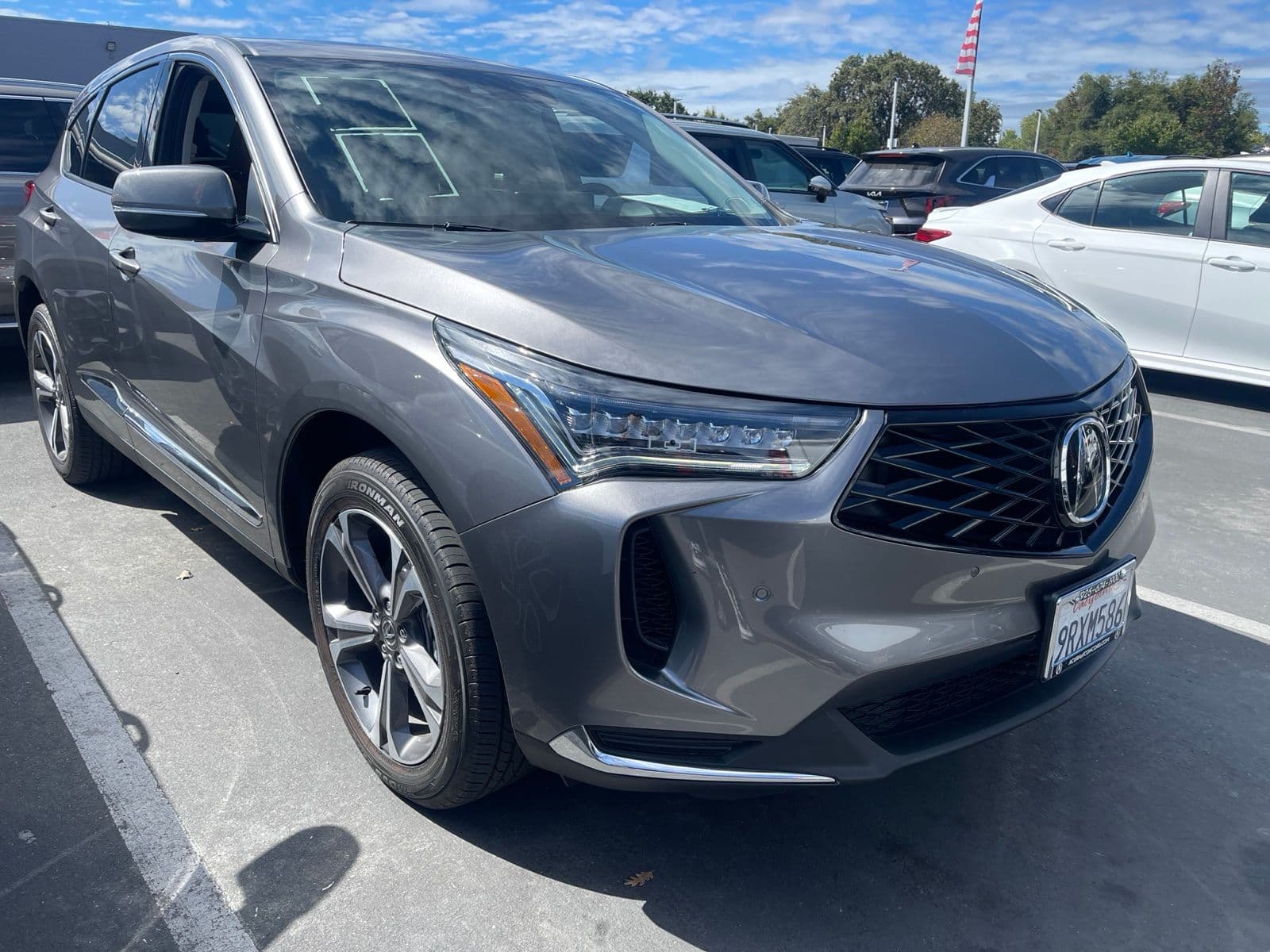 2025 Acura RDX w/Technology Package — photo 1 of 7