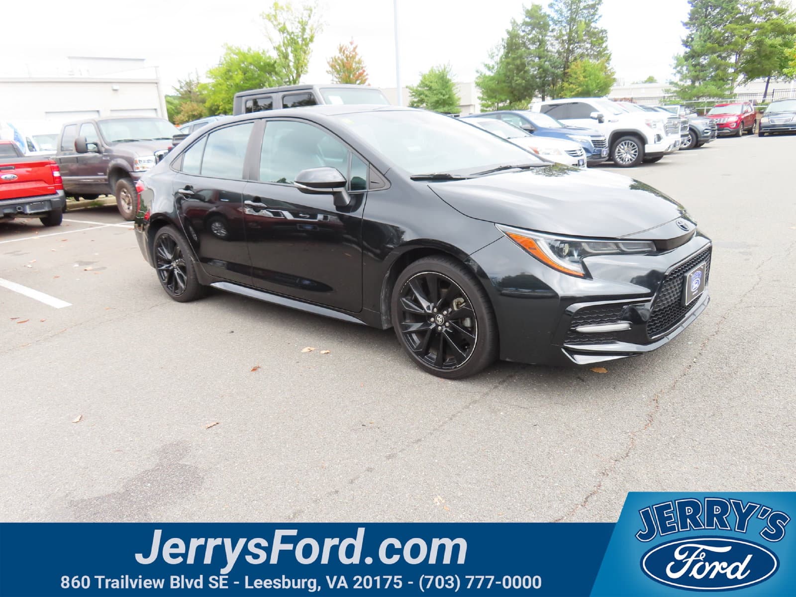 2022 Toyota Corolla SE Nightshade — photo 1 of 30