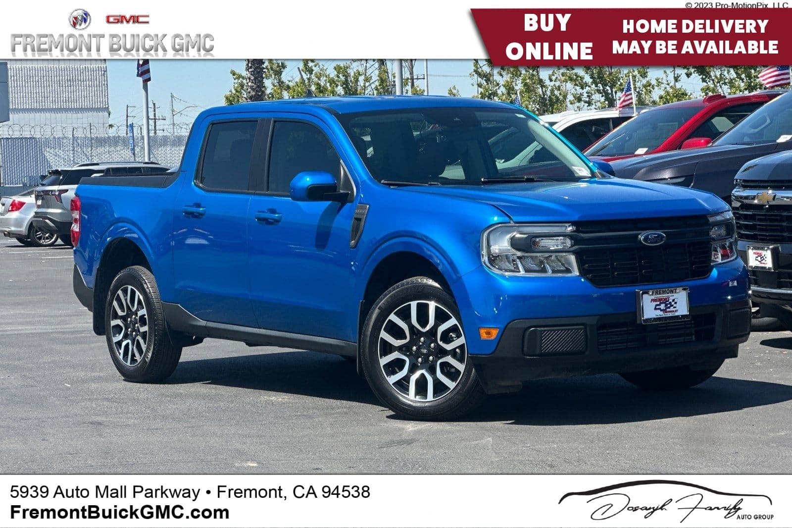 2022 Ford Maverick Lariat — photo 1 of 50