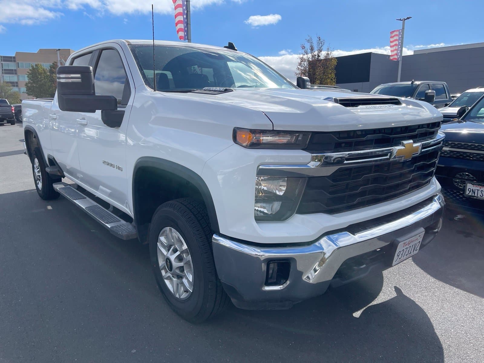 2025 Chevrolet Silverado 2500HD LT — photo 1 of 7
