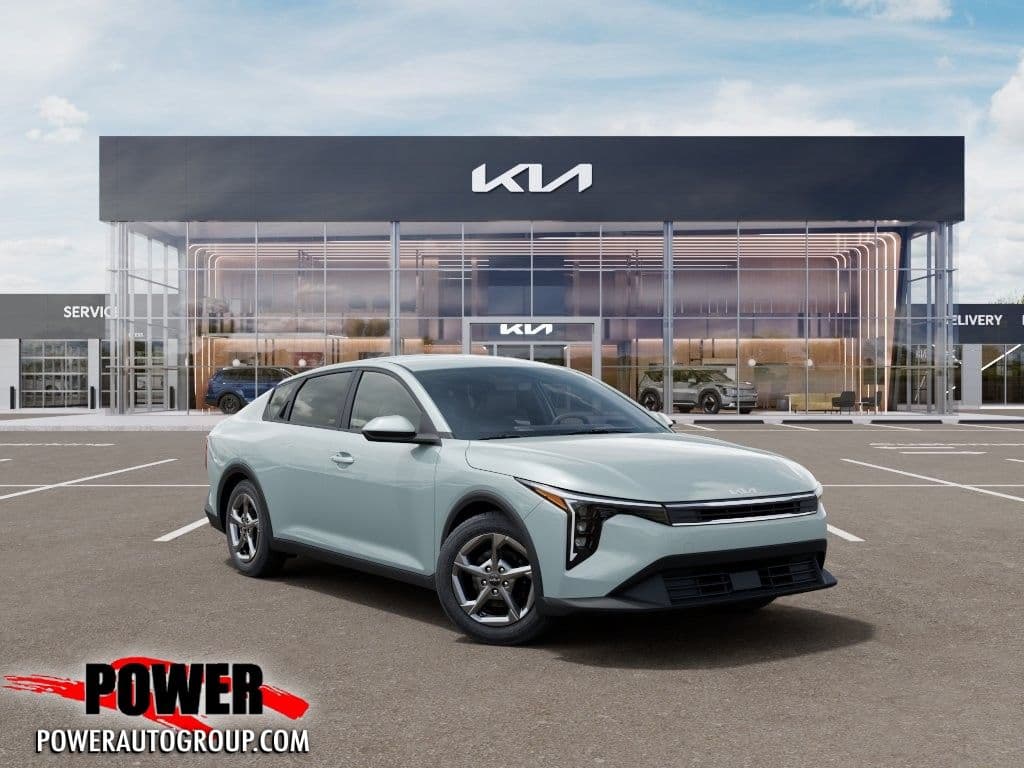 2026 Kia K4 LXS — photo 1 of 29
