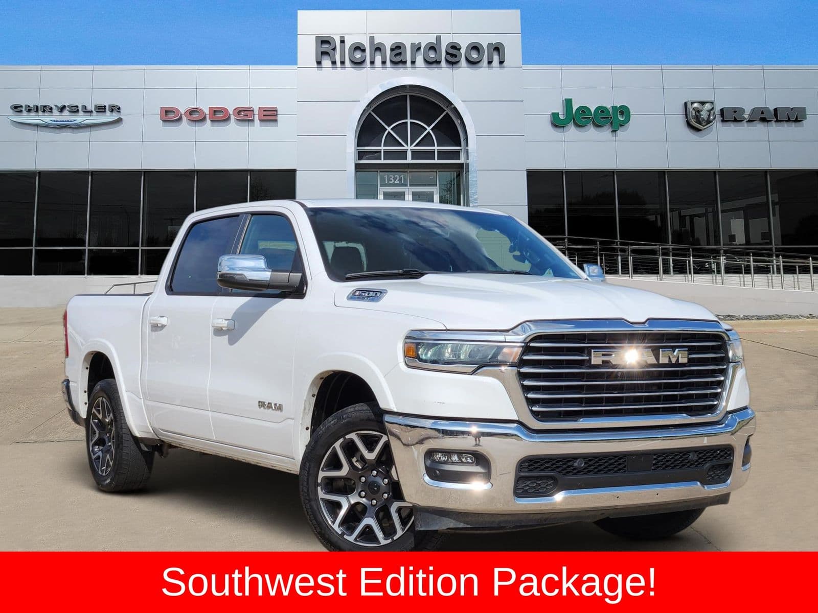 2025 RAM 1500 Laramie — photo 1 of 44