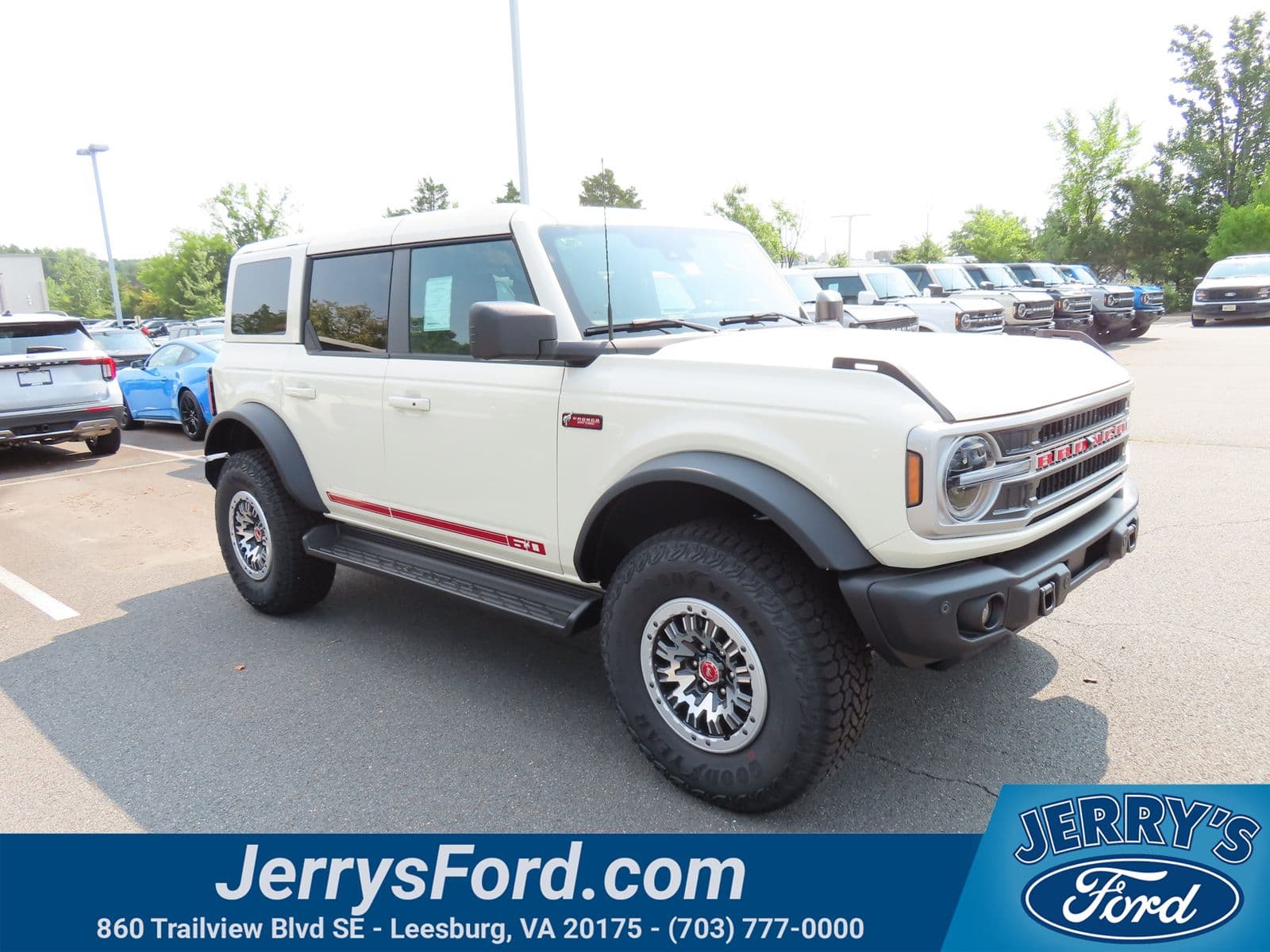 2026 Ford Bronco Outer Banks — photo 1 of 46
