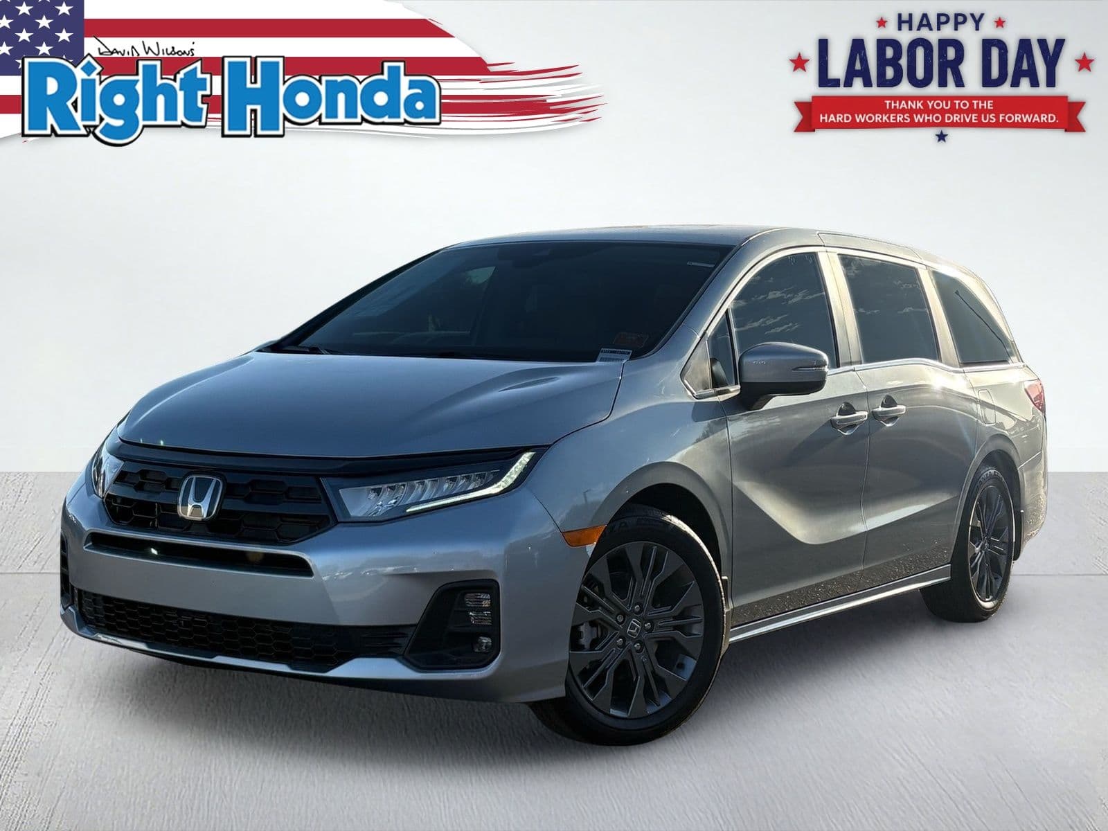 2026 Honda Odyssey Touring — photo 1 of 27