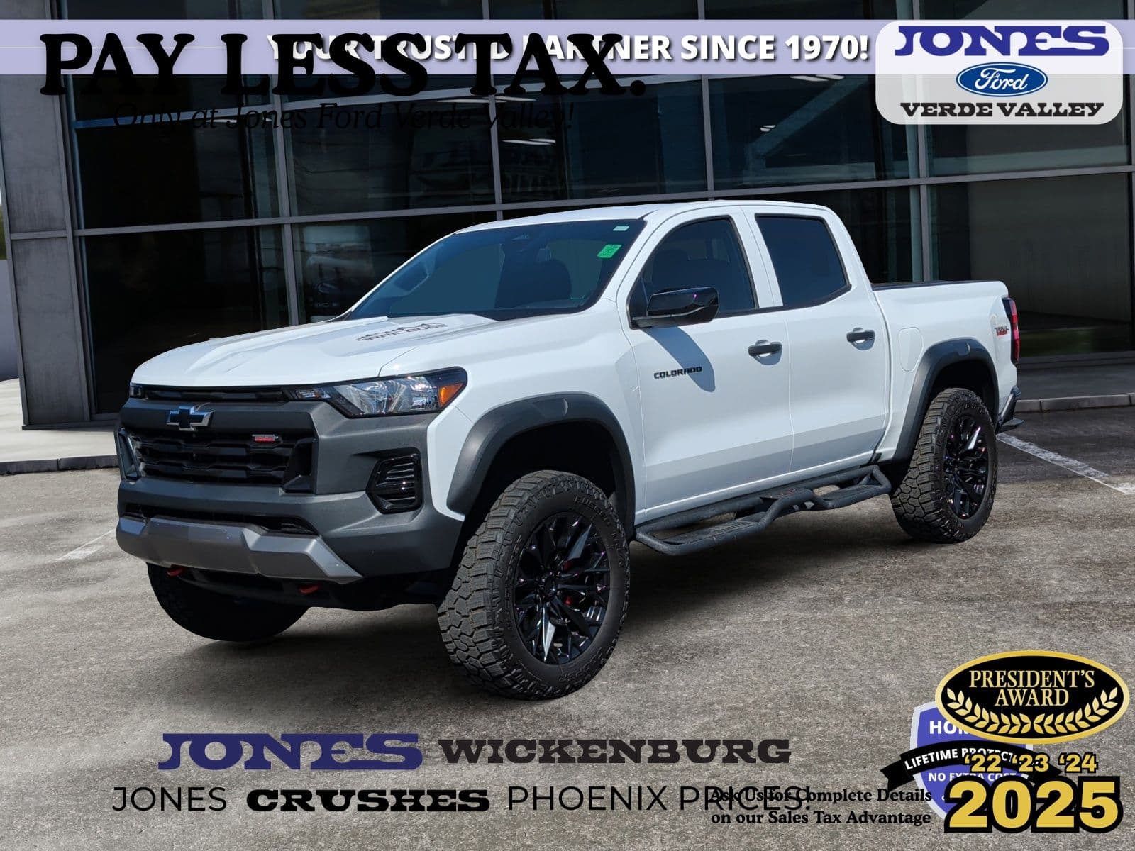 2024 Chevrolet Colorado 4WD Trail Boss — photo 1 of 21