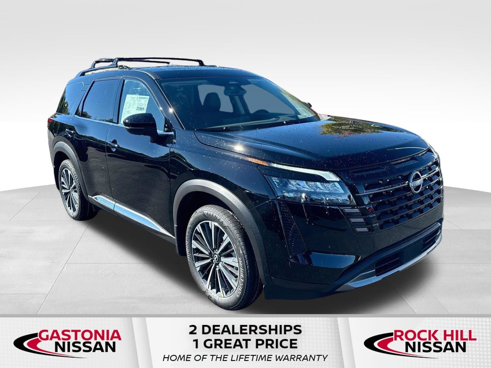 2026 Nissan Pathfinder Platinum — photo 1 of 35
