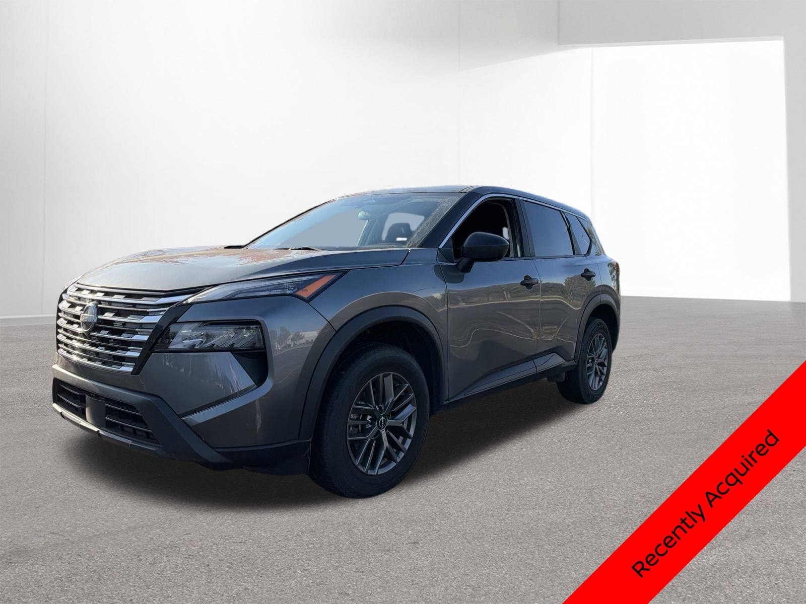 2024 Nissan Rogue S — photo 1 of 14