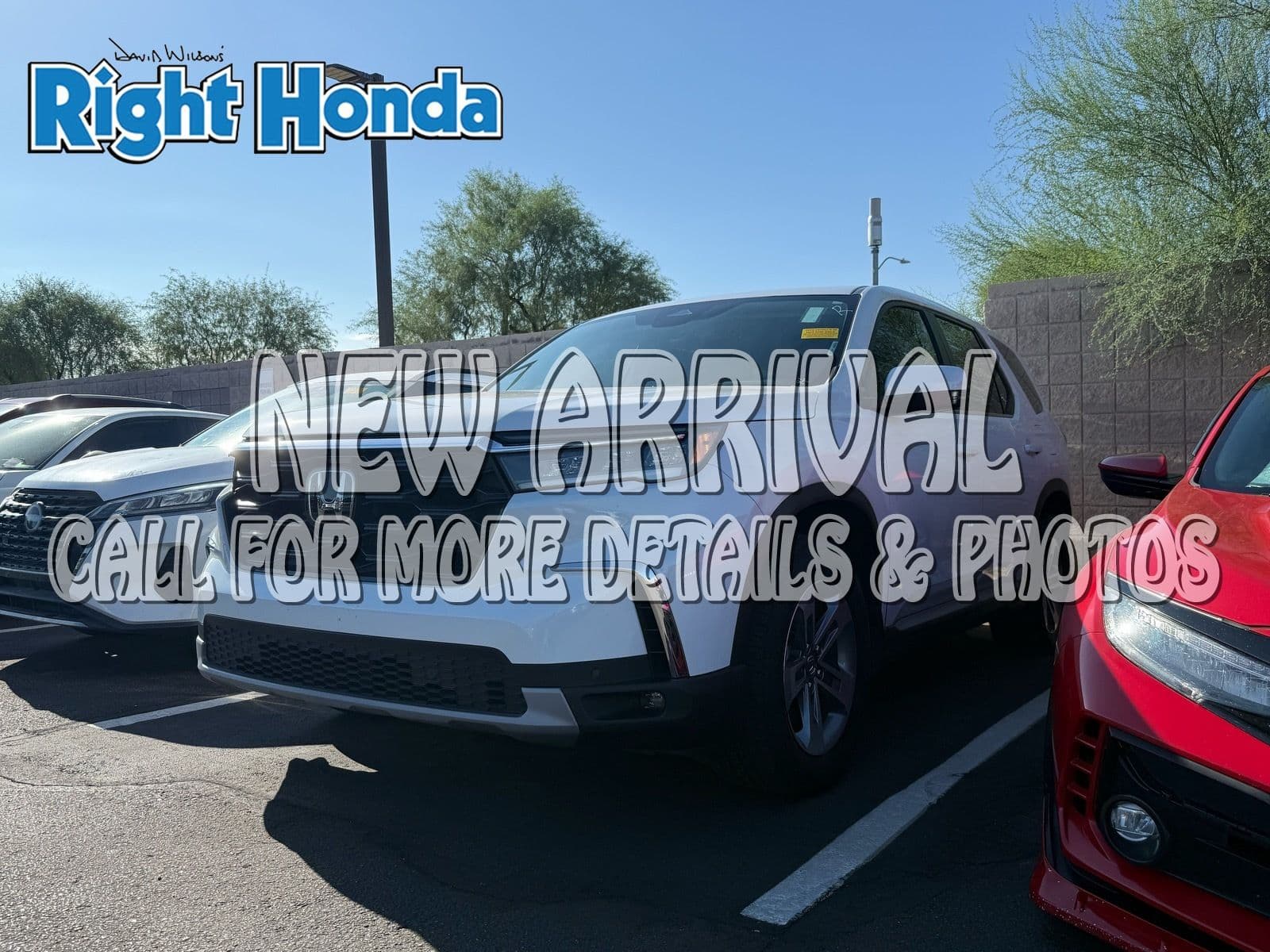 2023 Honda Pilot Base — photo 1 of 13