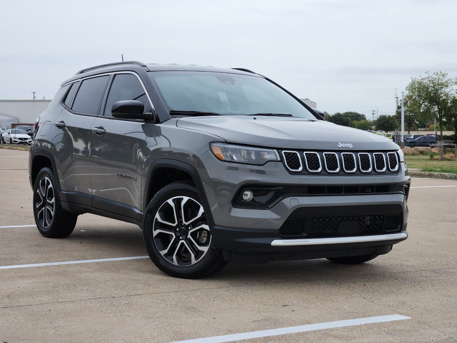 2023 Jeep Compass Limited — photo 1 of 43