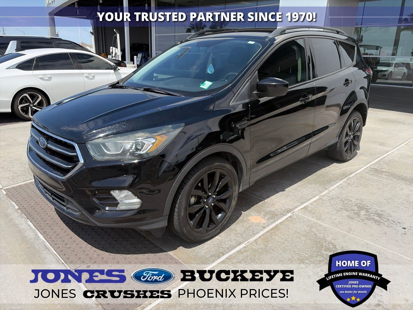 2017 Ford Escape SE — photo 1 of 14