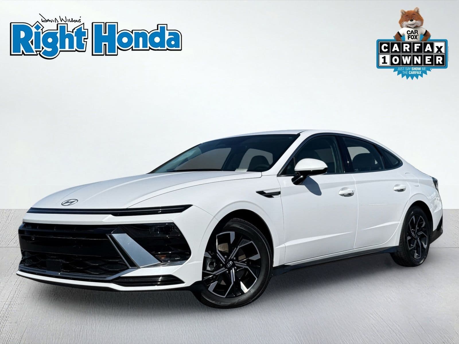 2025 Hyundai Sonata SEL — photo 1 of 36
