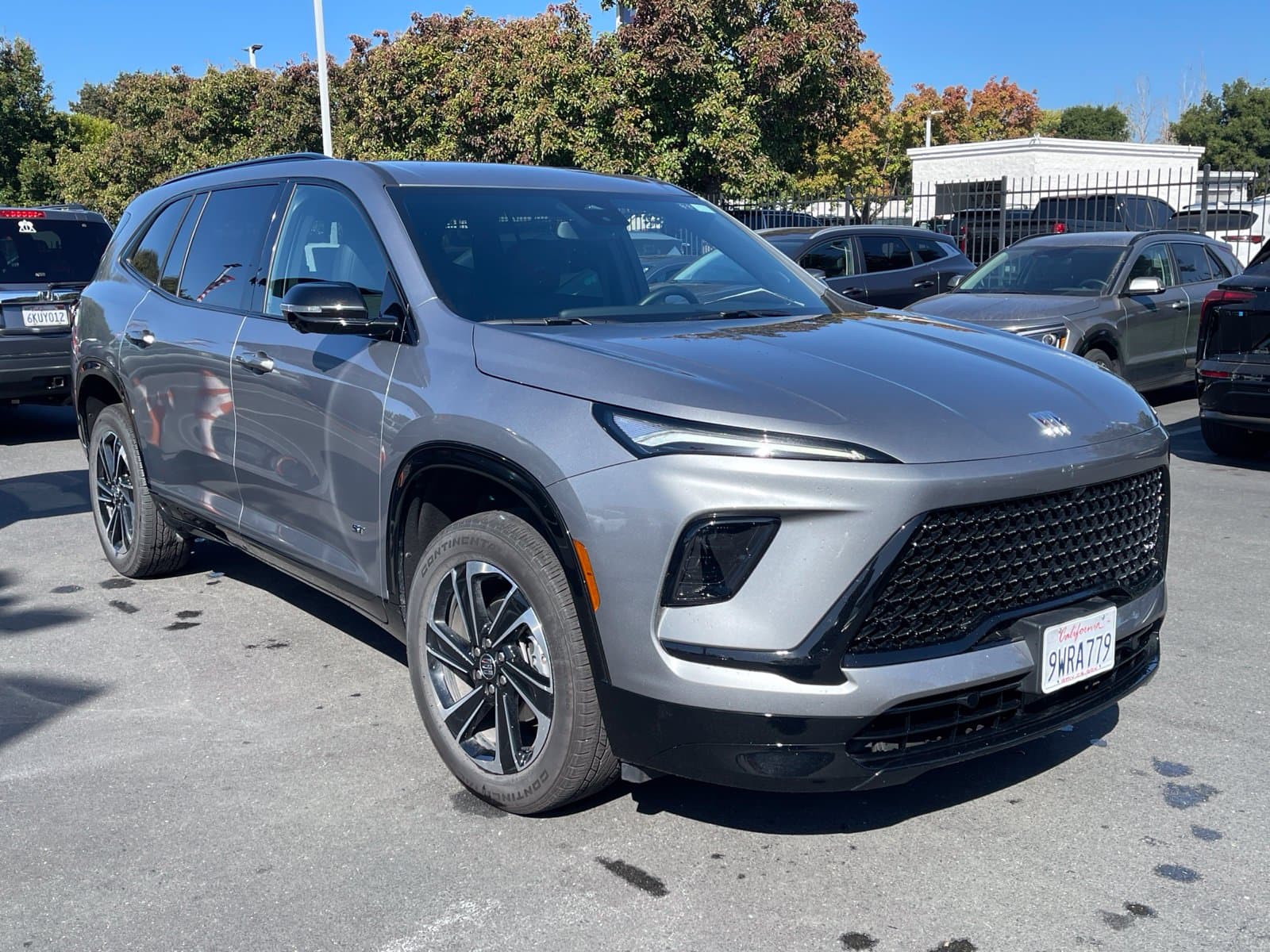 2026 Buick Enclave Sport Touring — photo 1 of 7
