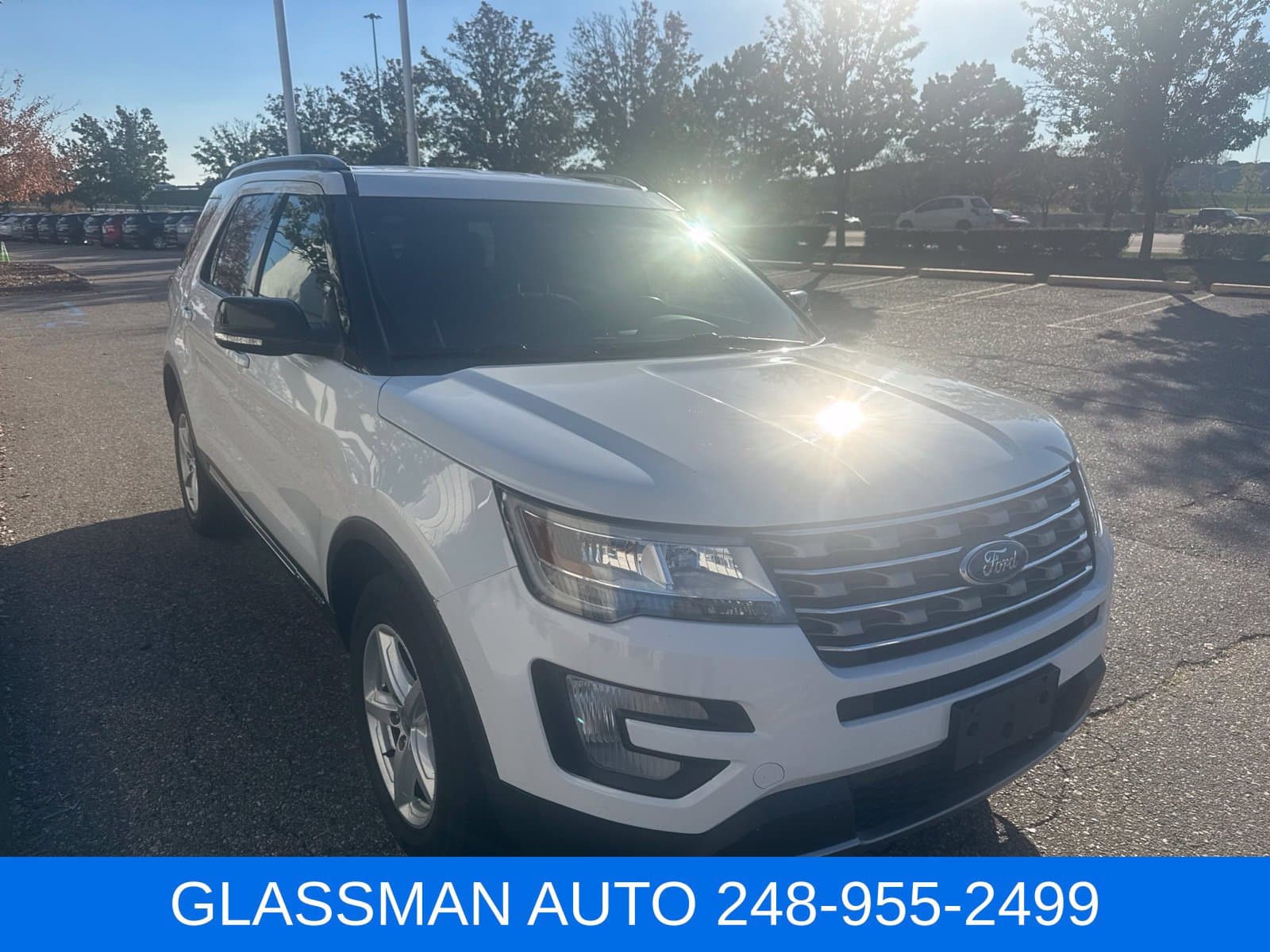 2016 Ford Explorer XLT — photo 1 of 2