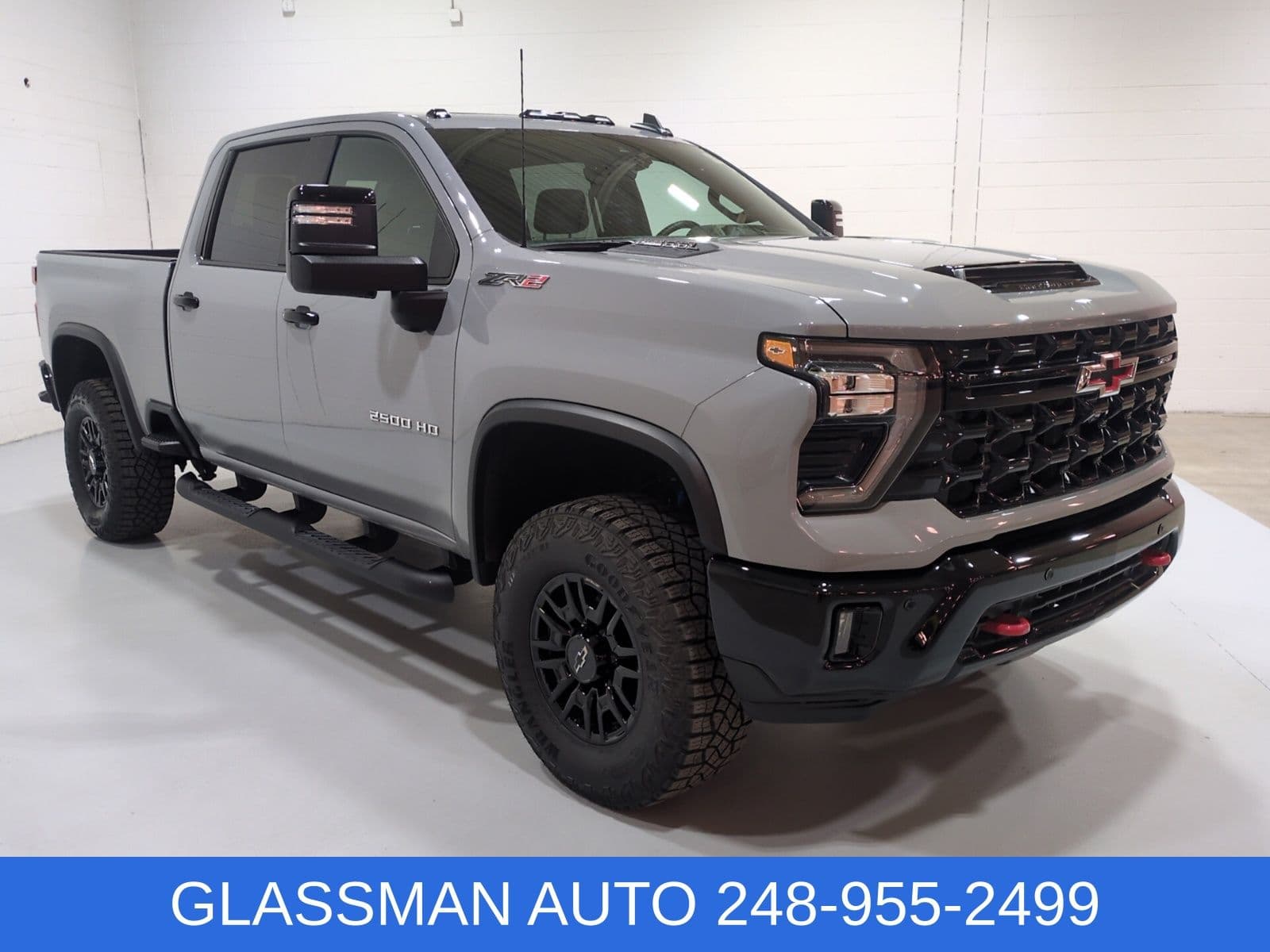 2025 Chevrolet Silverado 2500HD ZR2 — photo 1 of 33