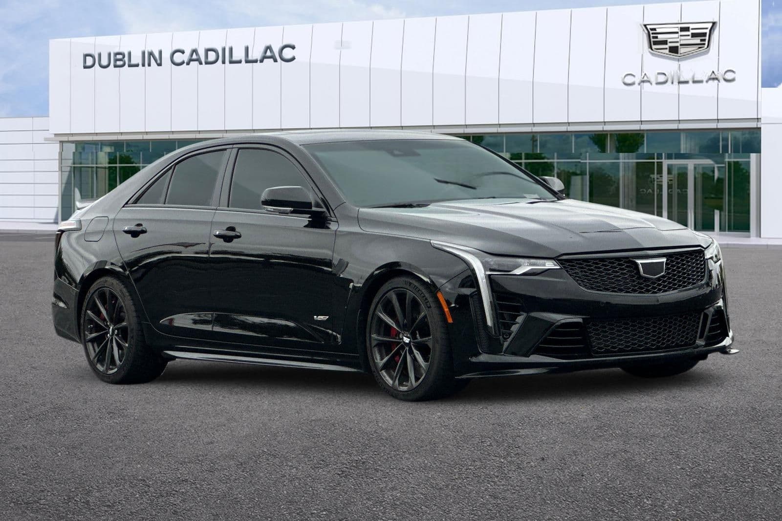 2023 Cadillac CT4 V-Series — photo 1 of 56