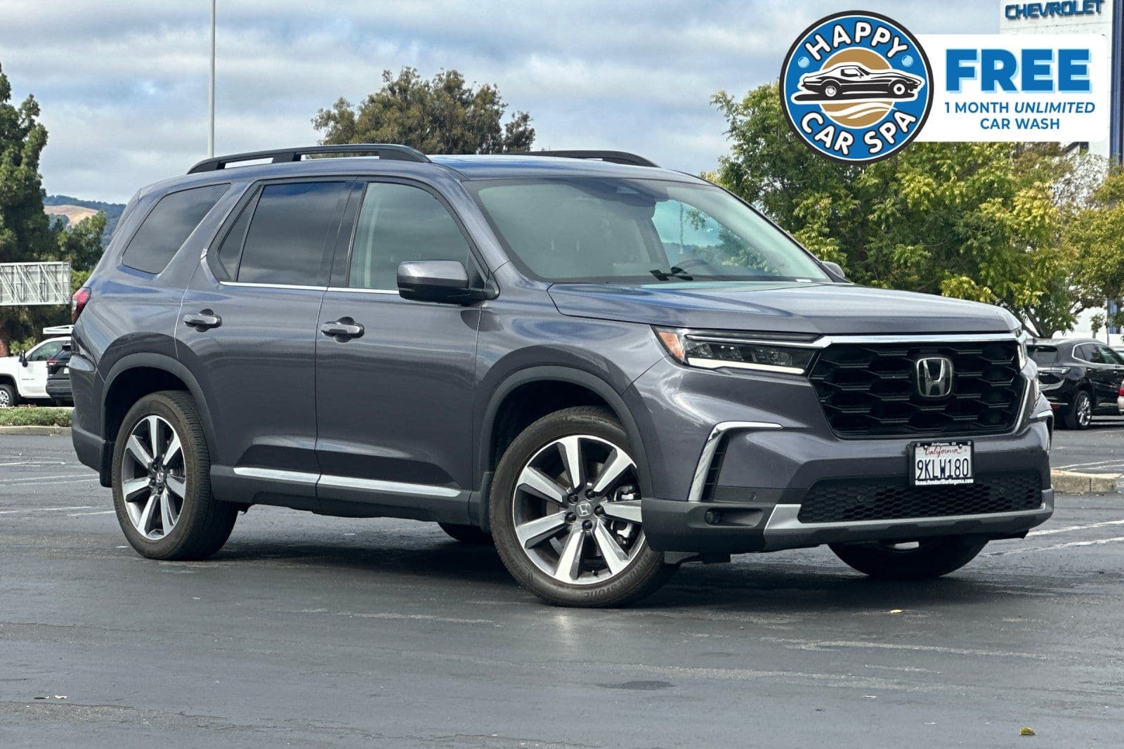 2024 Honda Pilot Touring — photo 1 of 54