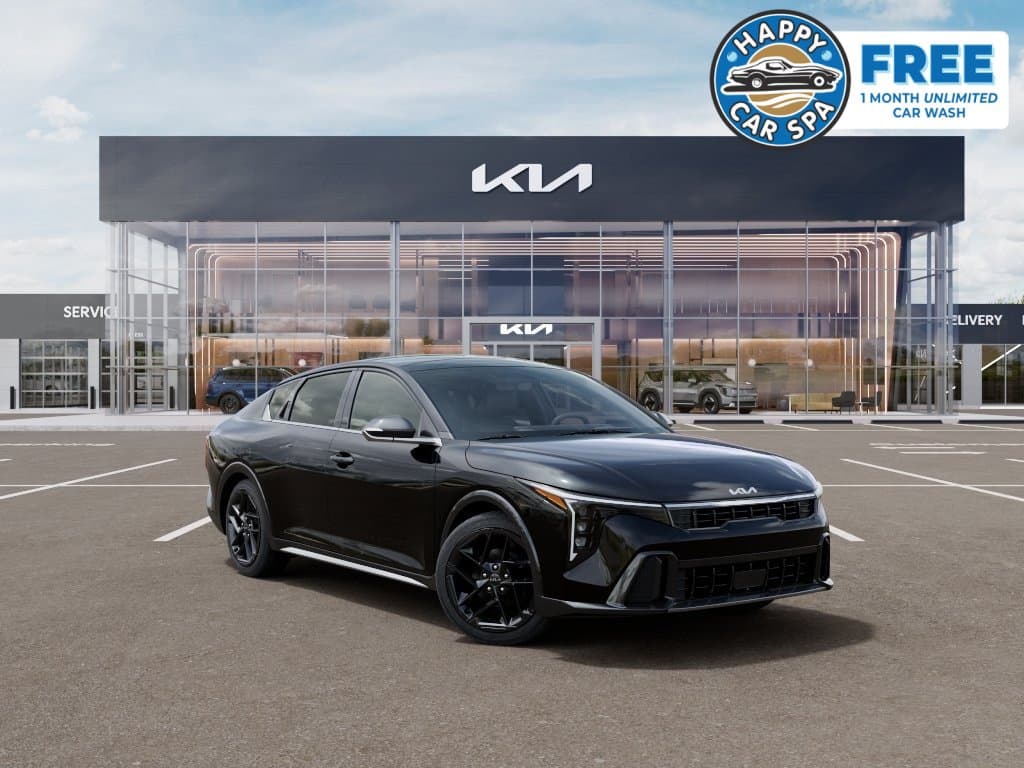 2027 Kia K4 GT-Line — photo 1 of 28