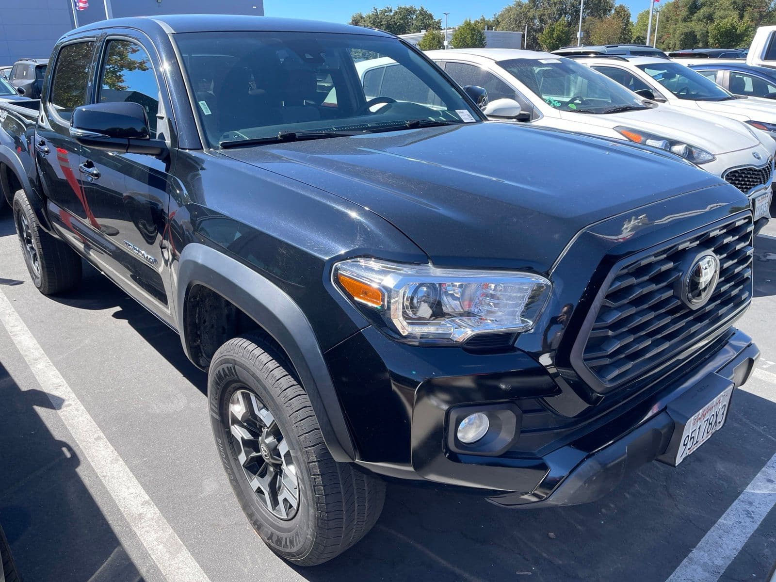 2022 Toyota Tacoma 4WD TRD Off Road — photo 1 of 7