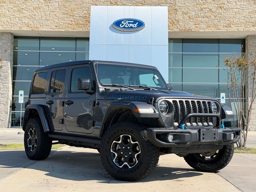 2022 Jeep Wrangler Base — photo 1 of 25