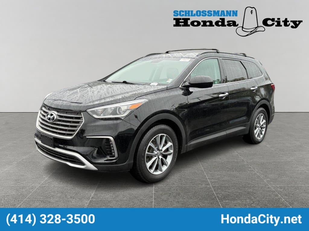 2018 Hyundai Santa Fe SE — photo 1 of 26