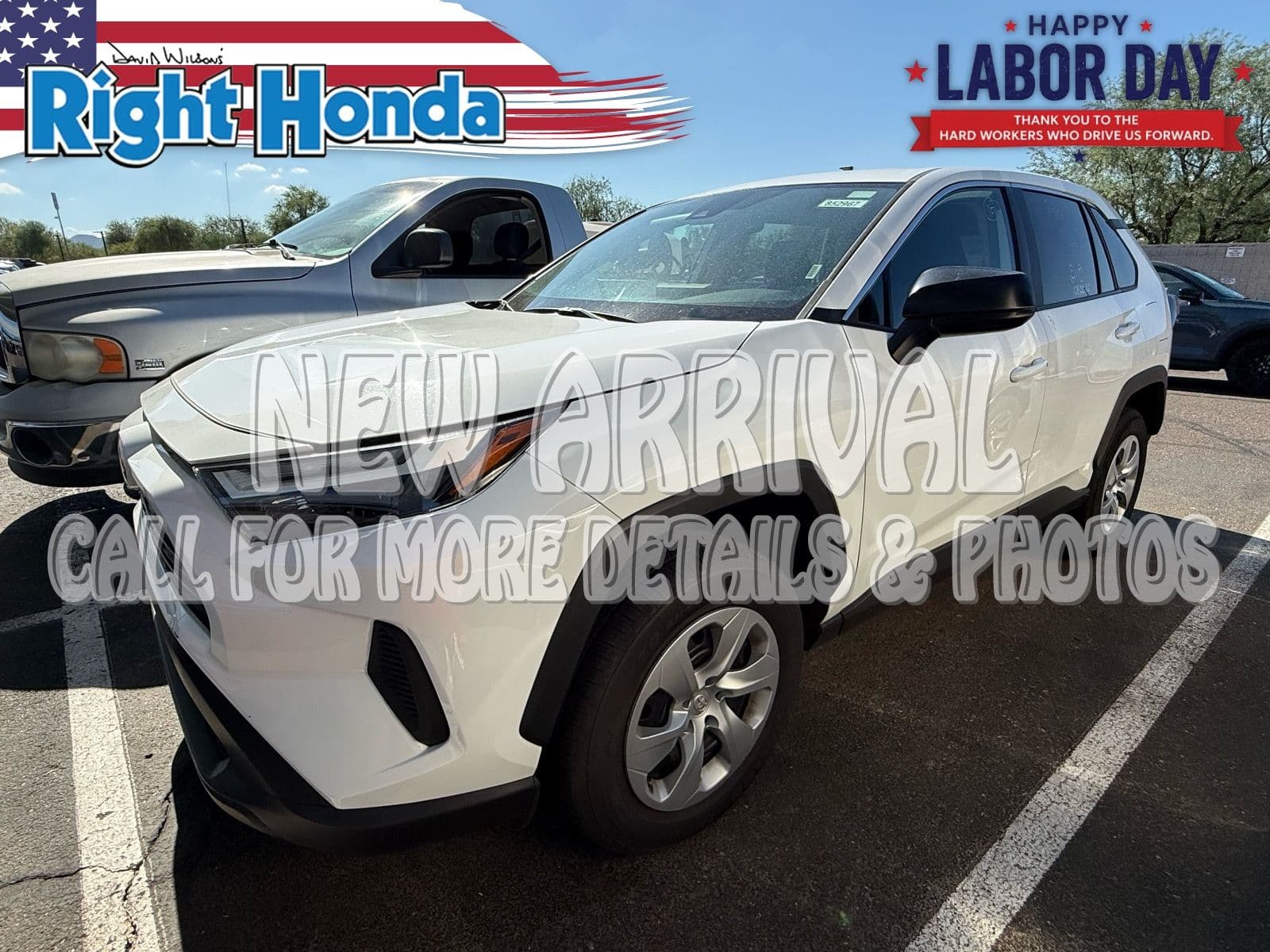 2025 Toyota RAV4 LE — photo 1 of 15